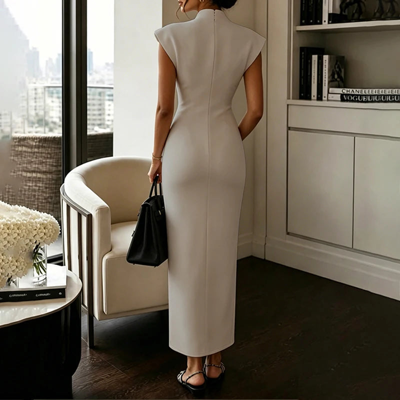Elegant Stand Collar V-neck Sleeveless Sheath Dress